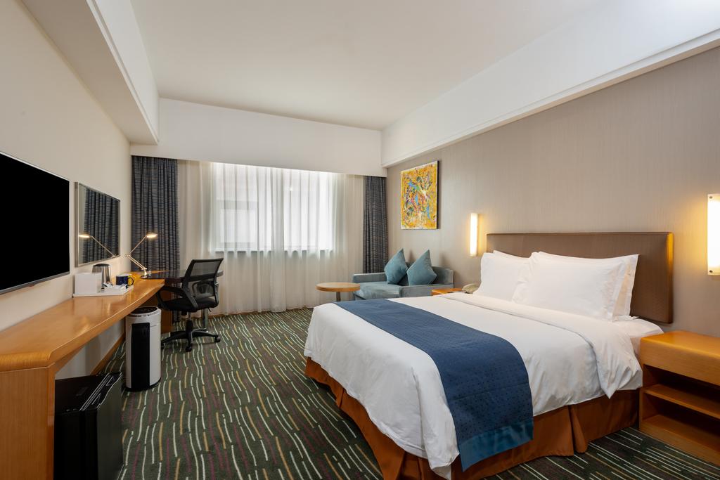 Holiday Inn Express Shanghai New Jinqiao