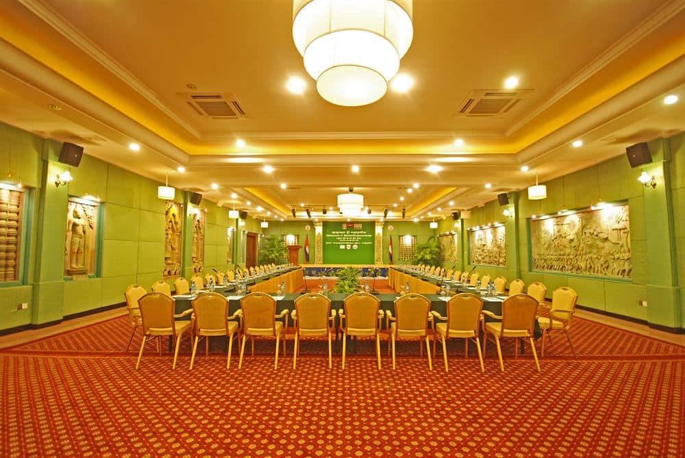Hotel Somadevi Angkor Premium