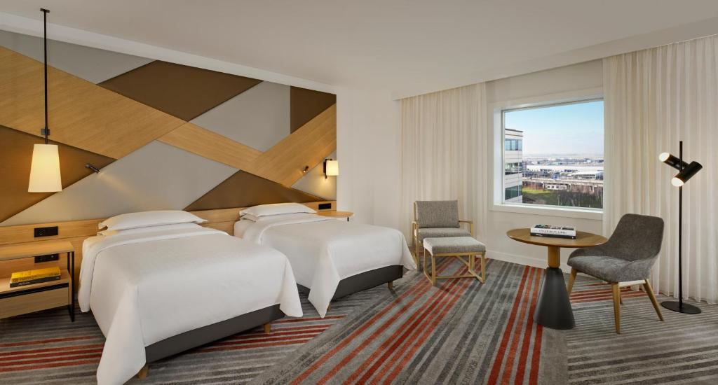 Sheraton Amsterdam Airport Hotel and Conference Center