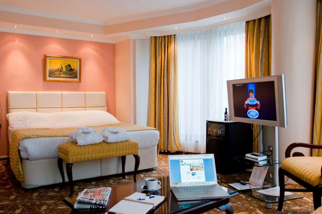 Best Western Hotel Ikibin-2000
