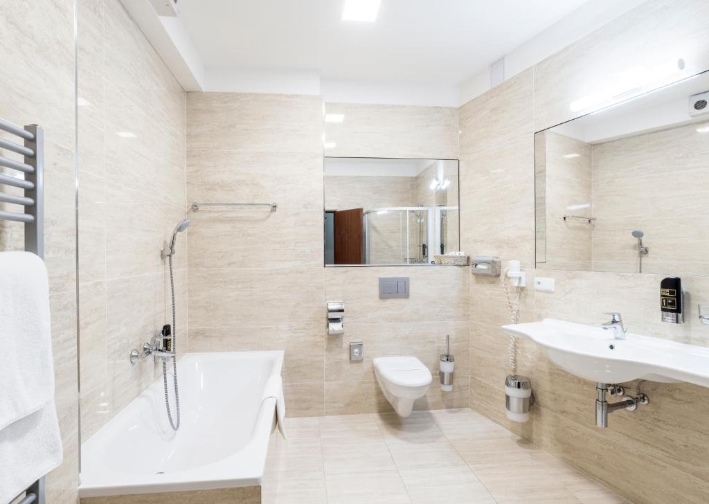 Hotel Meteor Plaza Prague (Formerly Best Western)