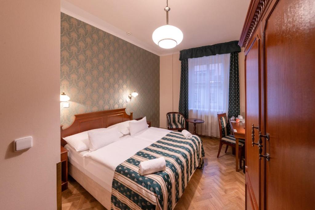 Hotel Meteor Plaza Prague (Formerly Best Western)