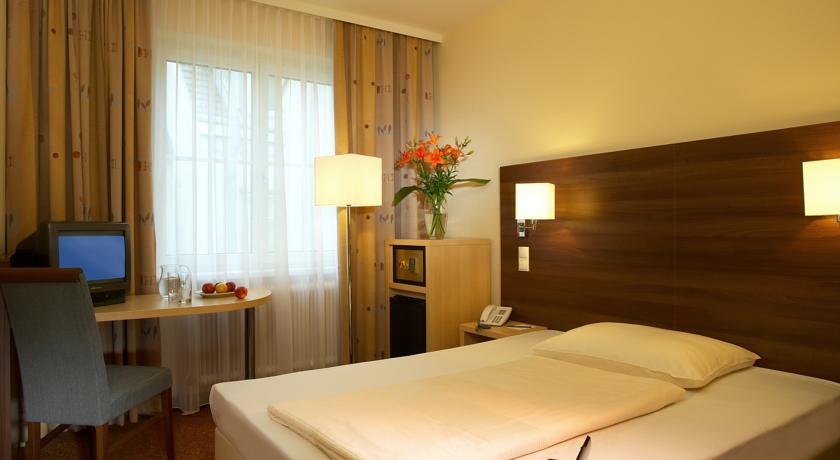 Hotel Alpha