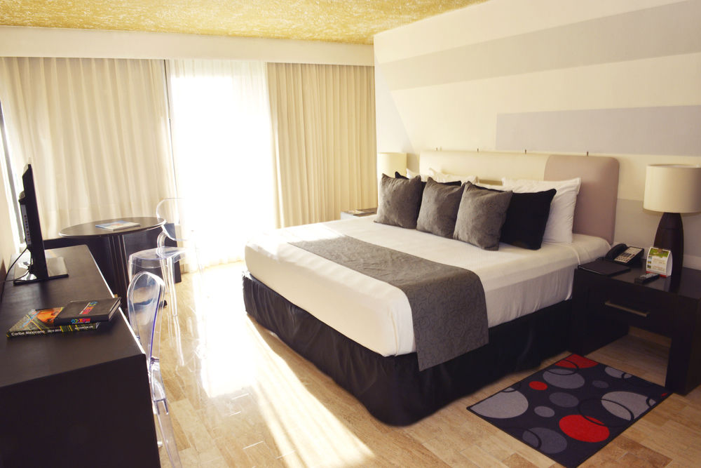Oh! Cancun The Urban Oasis