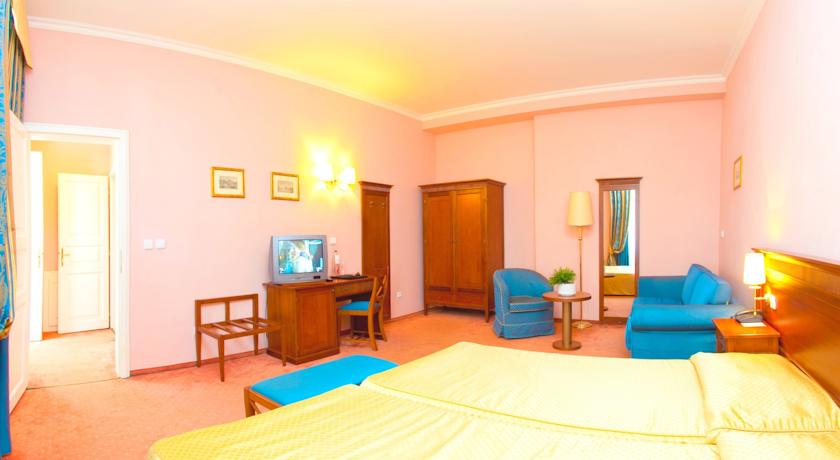 Hotel Louis Leger