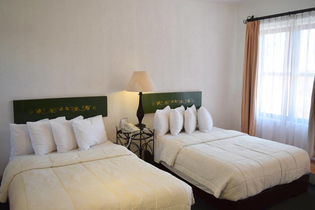 Hotel Monteverde Best Inns