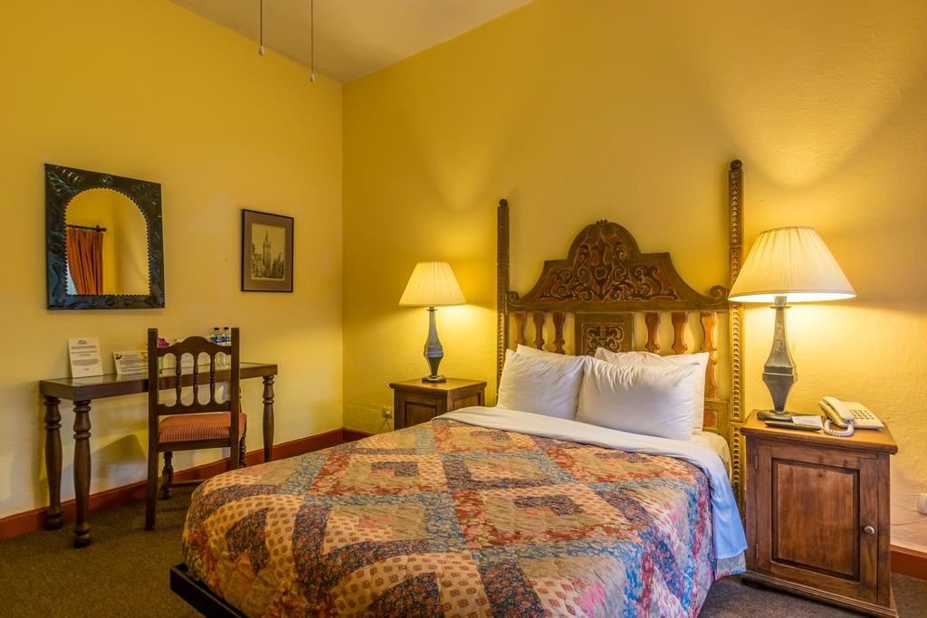 Hotel Monteverde Best Inns