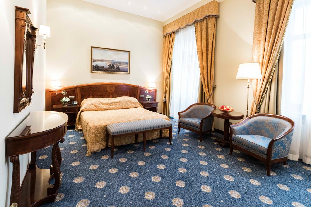 Premier Palace Hotel