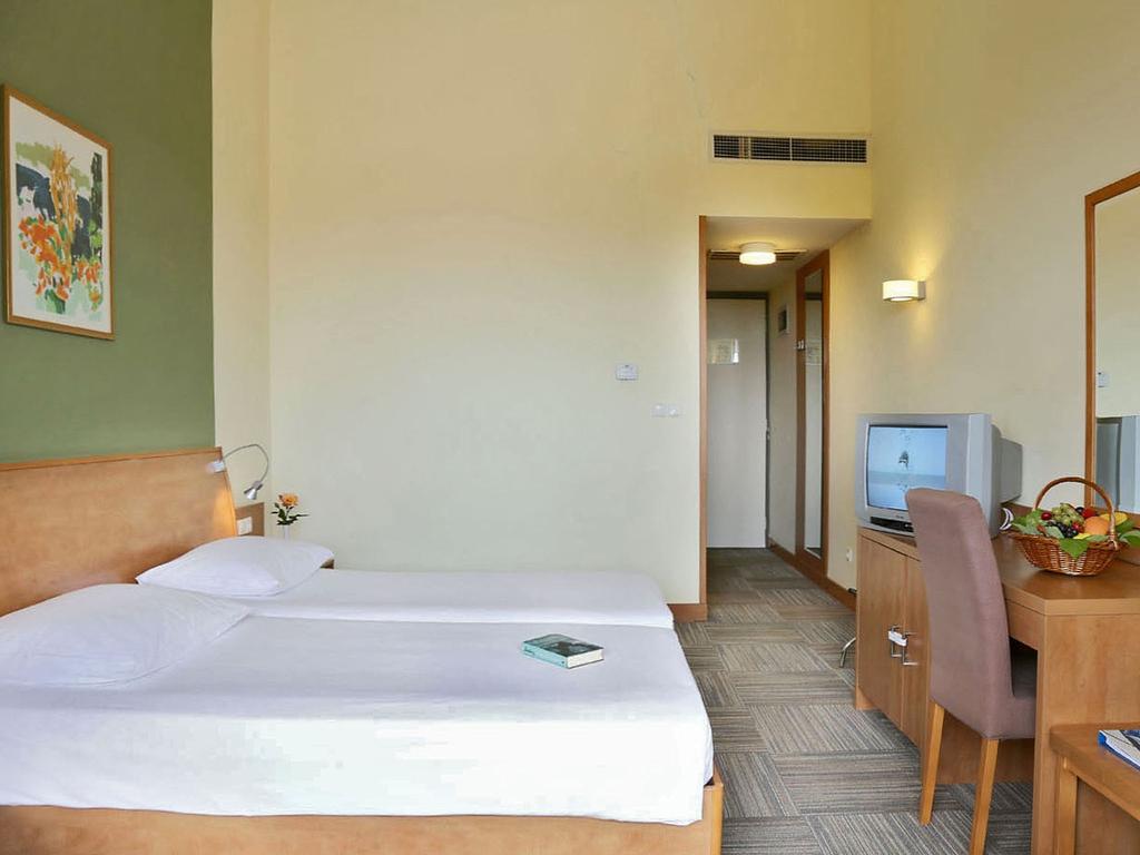 Tirena Sunny Hotel by Valamar