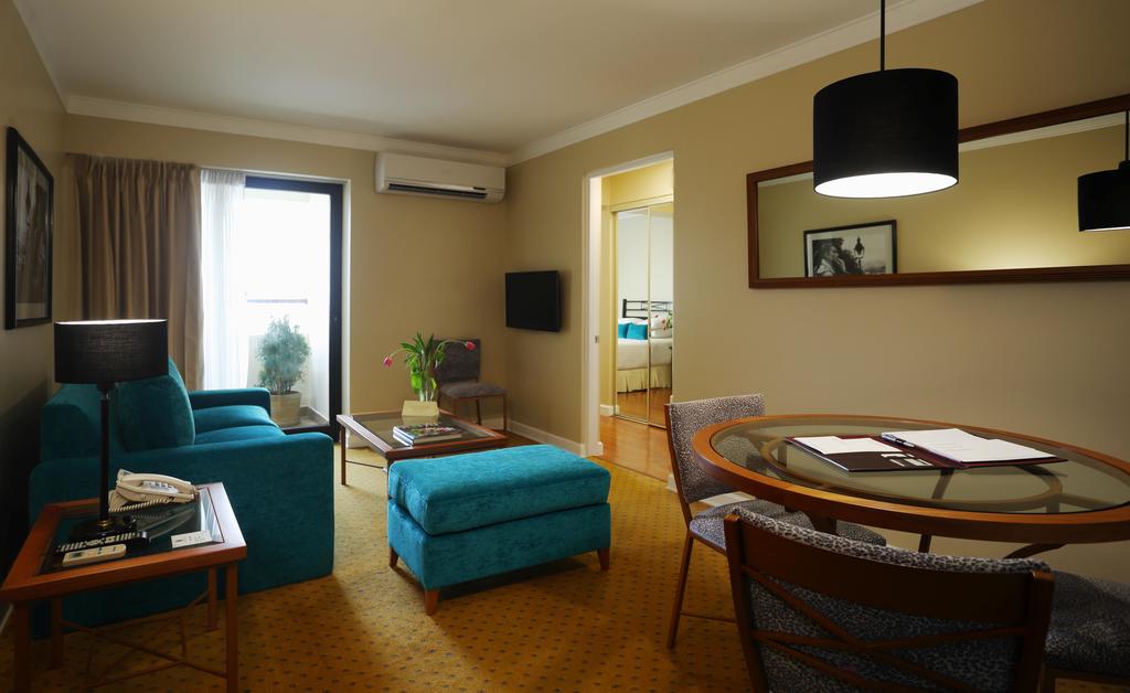 Radisson Hotel Plaza del Bosque