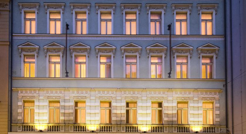 Raffaello Hotel