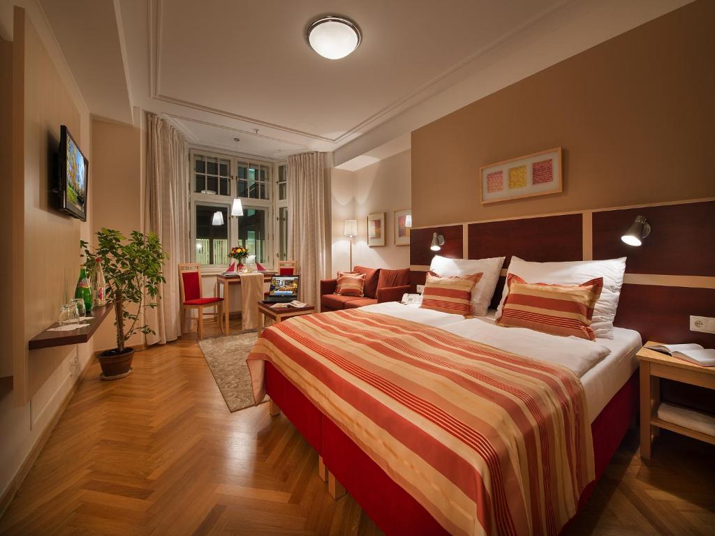 EA Hotel Juliš