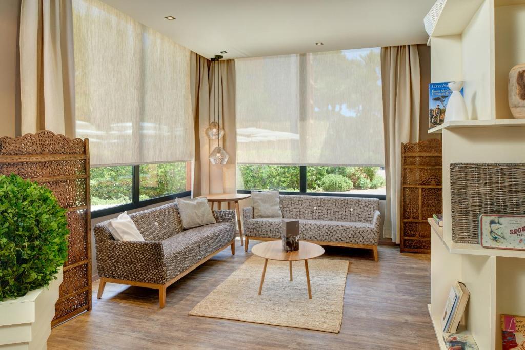 Protur Turó Pins Hotel