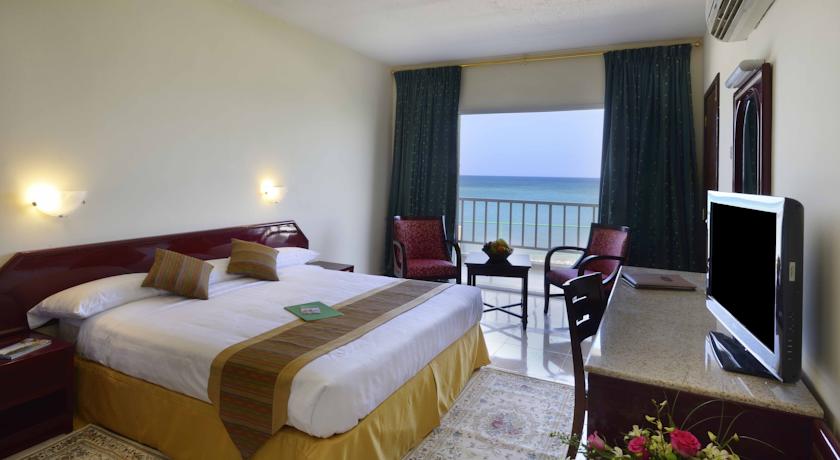Resort Sur Beach Holiday
