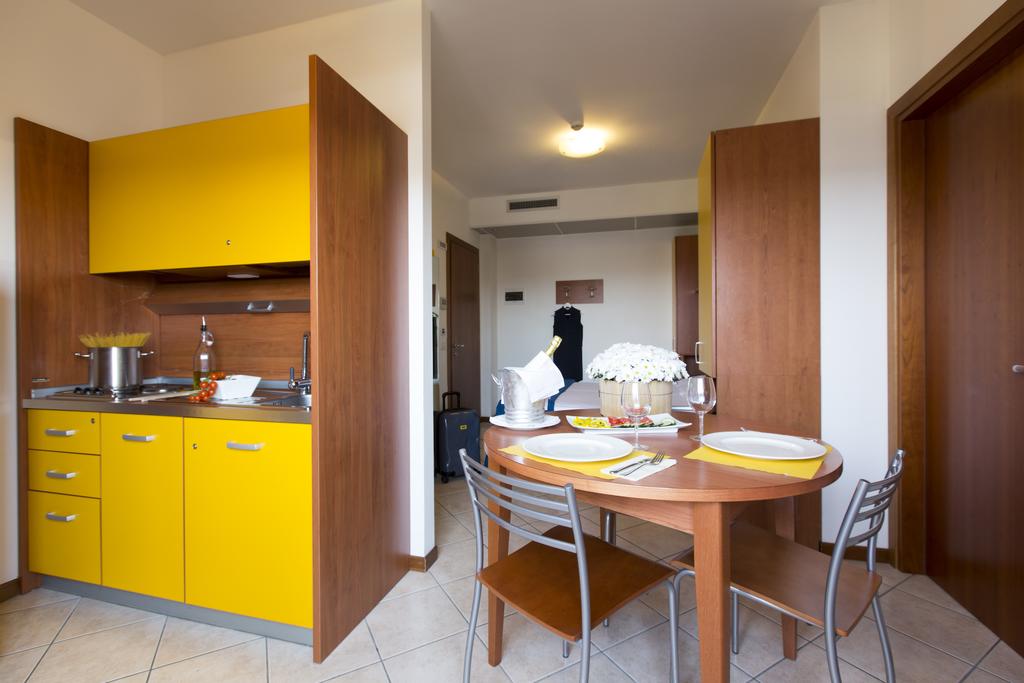 Sheila Aparthotel