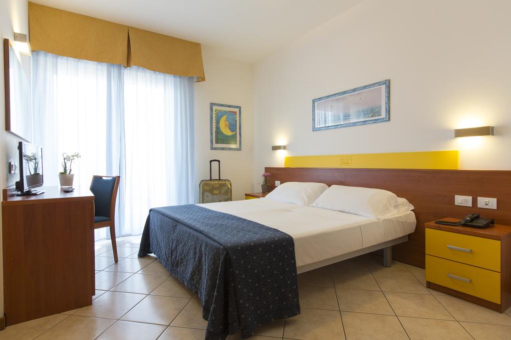 Sheila Aparthotel