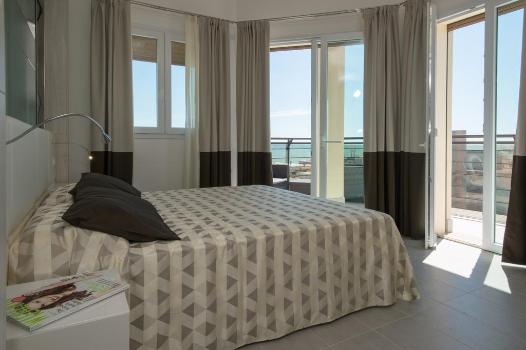 Sheila Aparthotel