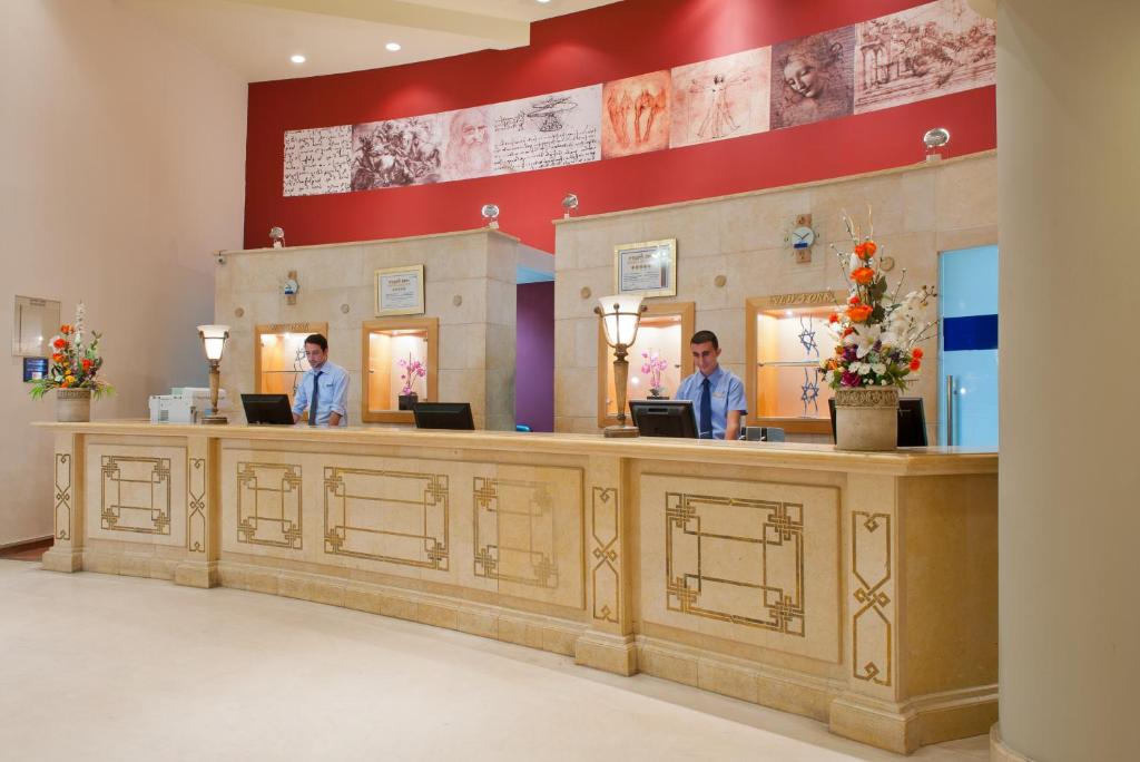 Leonardo Plaza Dead Sea