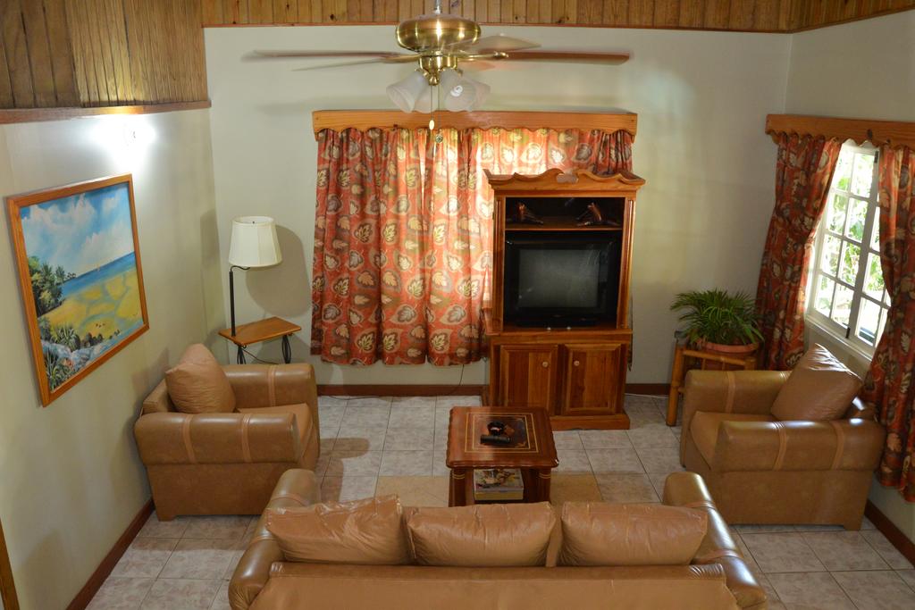Merrils Beach Resort II – All Inclusive