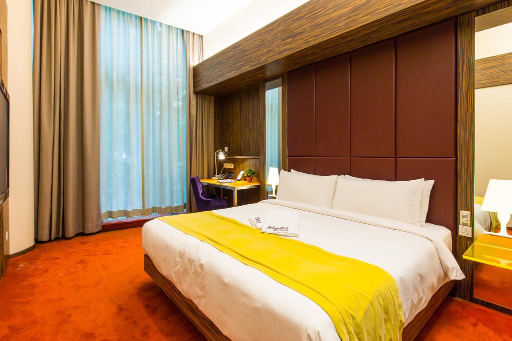 Klapstar Boutique Hotel (Formerly Klapsons)