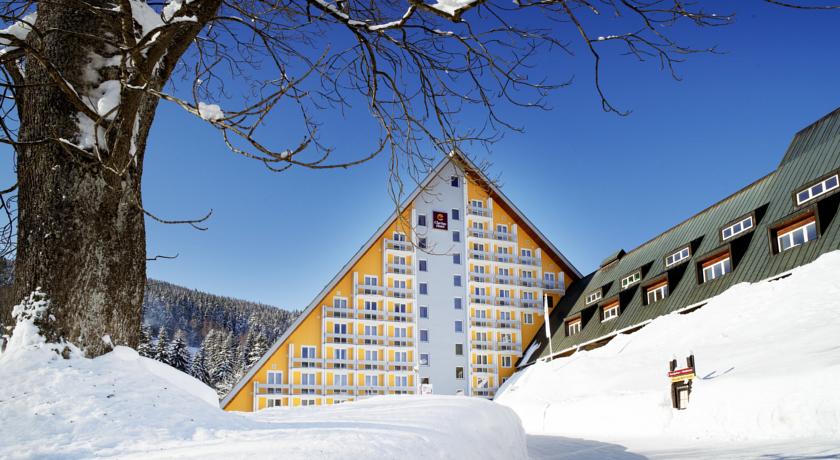 Pinia Hotel & Resort (Formerly Clarion)