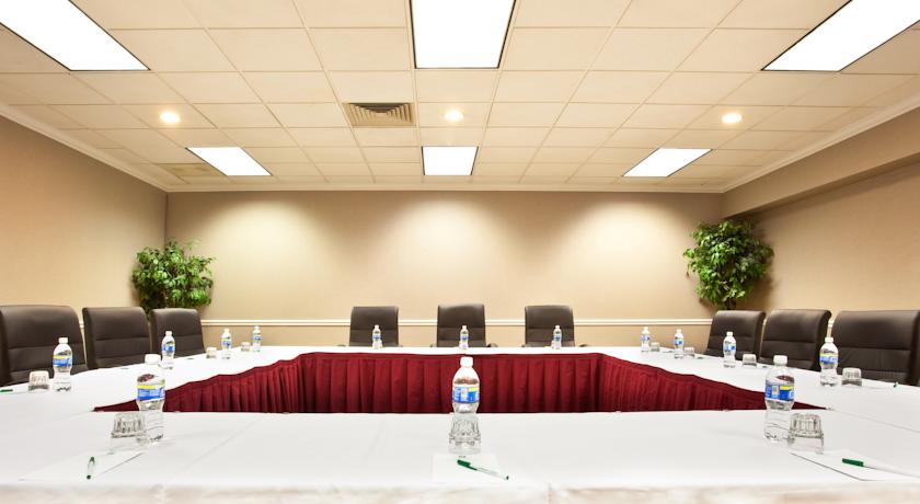 Holiday Inn Rolling Meadows - Schaumburg Area
