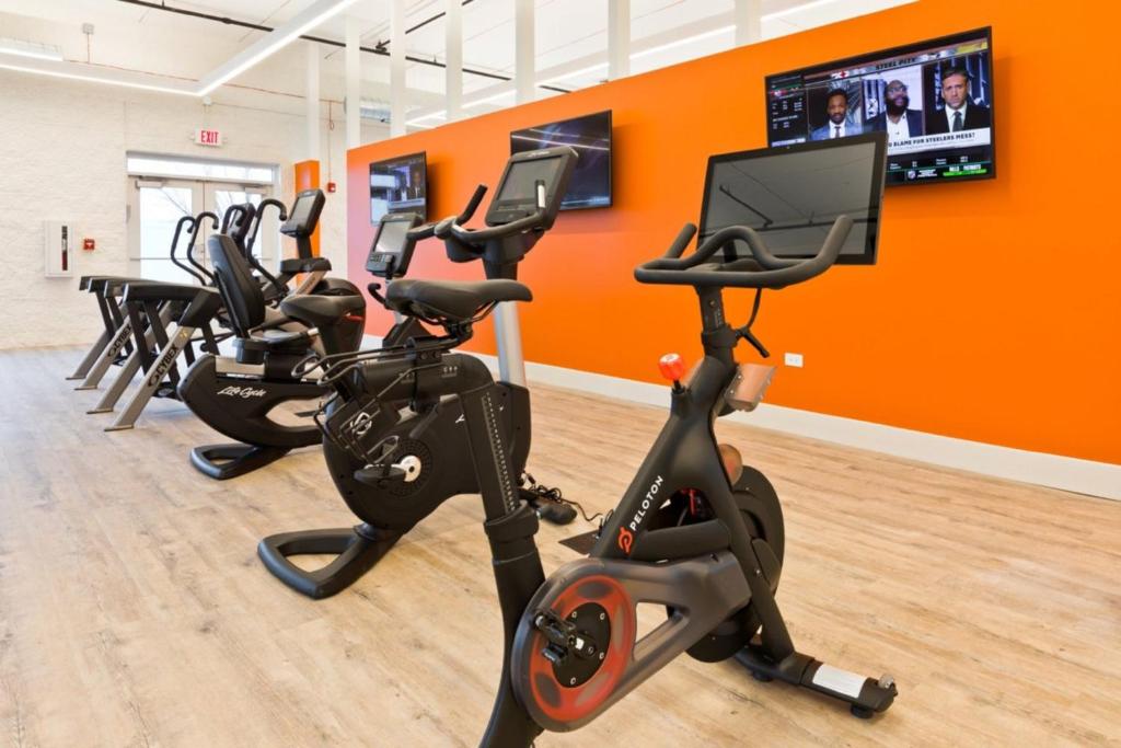 Holiday Inn Chicago-Tinley Park-Convention Center