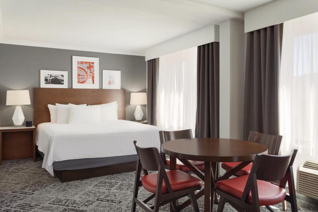 Radisson Hotel Dallas North - Addison