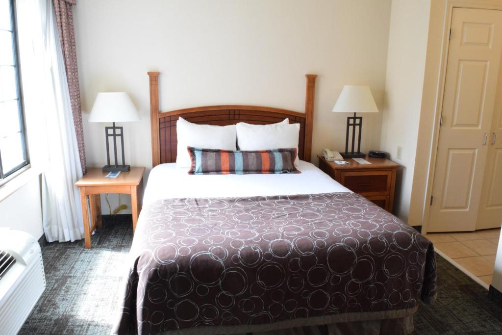 Staybridge Suites Houston West / Energy Corridor