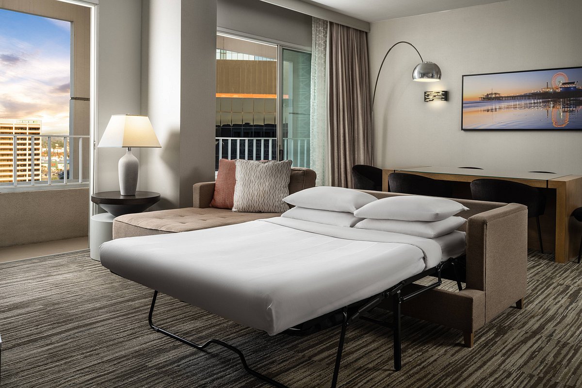Warner Center Marriott Woodland Hills