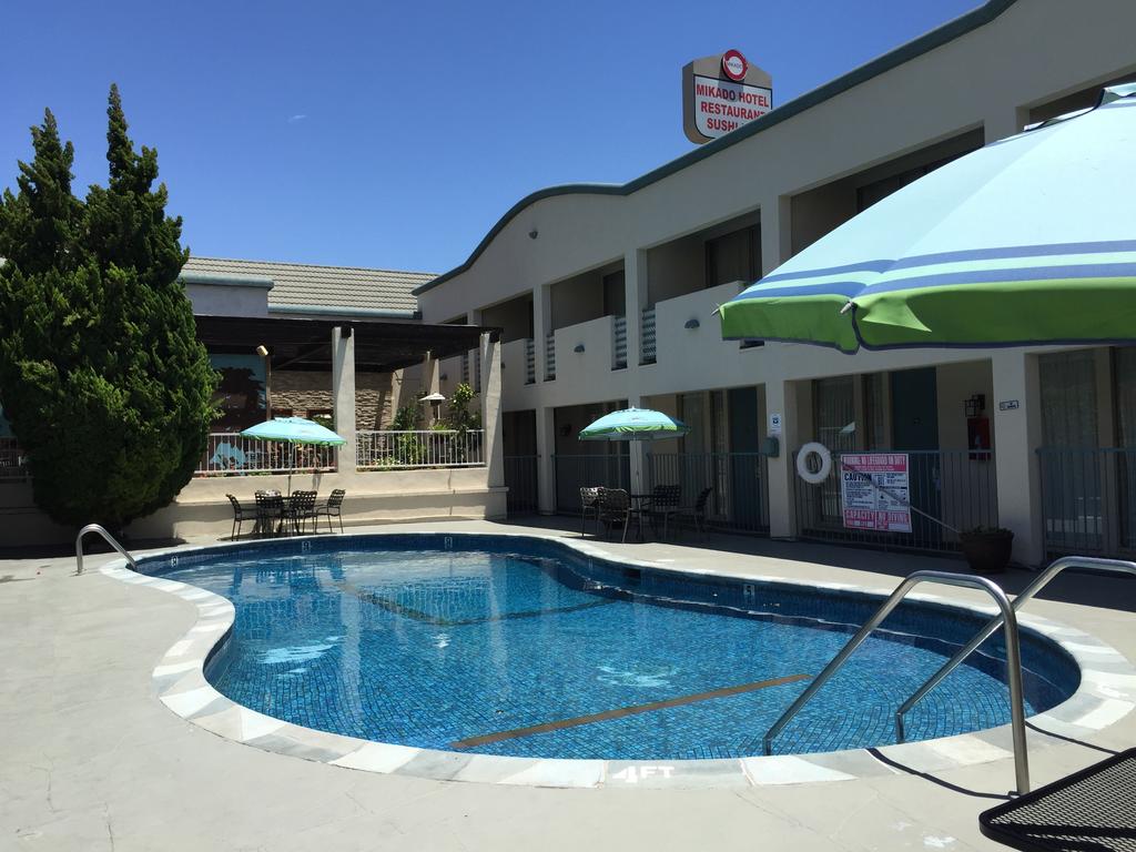 Mikado Hotel (Formerly Best Western)