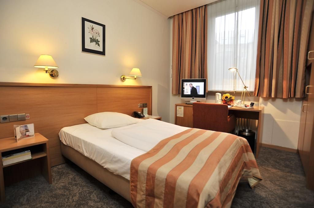 Hotel Central Molitor