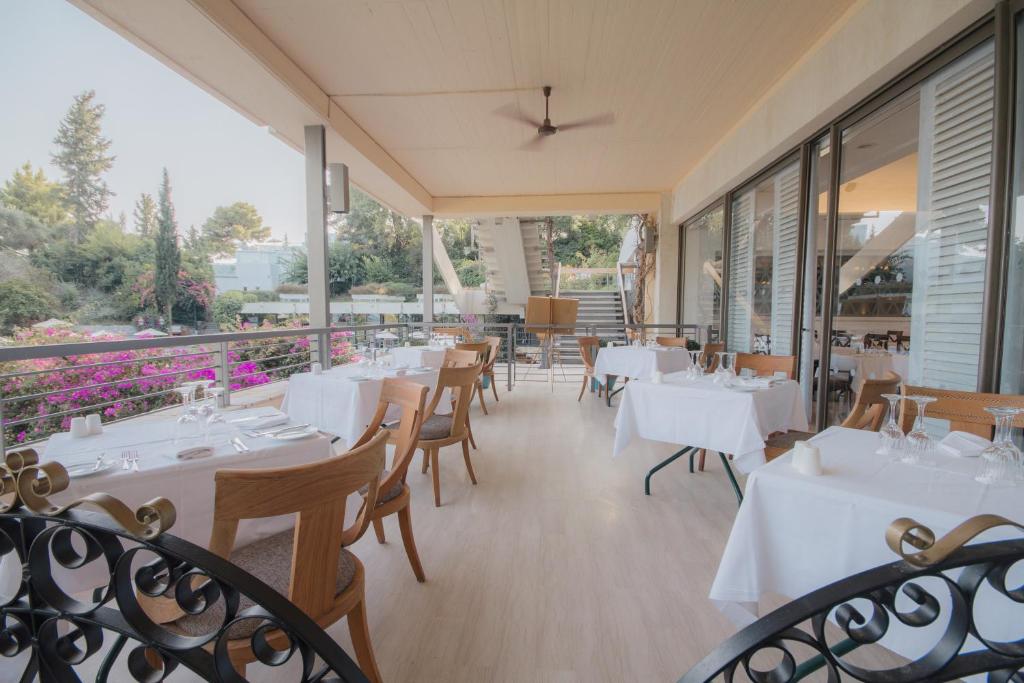 Corfu Holiday Palace