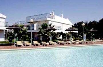 BaySide Salgados Golf & Beach Resort