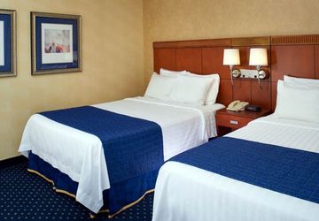 Courtyard by Marriott Columbus Worthington