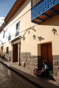 Del Prado Inn