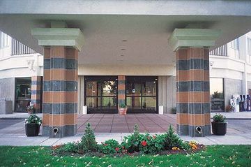 Hotel VQ at Mile High