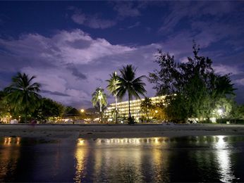 Sofitel Tahiti Maeva Beach