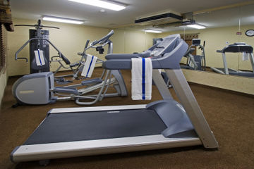 Best Western Plus Kelly Inn &