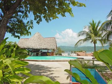 Flamingo Marina Resort