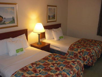 La Quinta Inn by Wyndham Indianapolis Airport Executive Dr