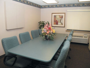 La Quinta Inn by Wyndham Indianapolis Airport Executive Dr