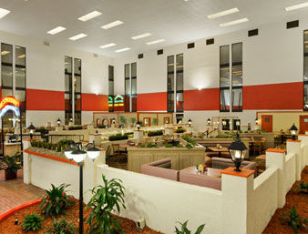 Magnuson Grand Hotel Maingate West (Formerly Ramada)