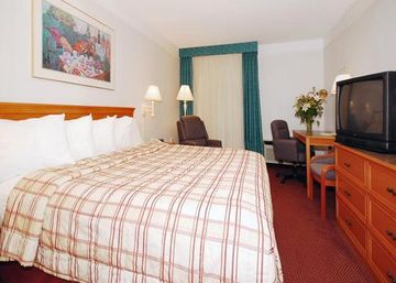 Clarion Inn