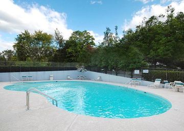 Clarion Inn