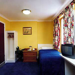Crestfield Hotel