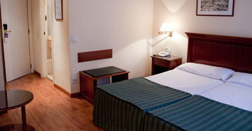 ROOM MATE MACARENA (Formerly Rex)