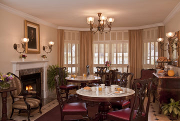 Best Western Plus Victorian Inn