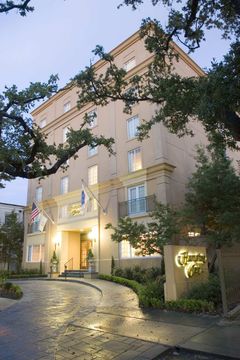 Hampton Inn New Orleans-St. Charles Ave./Garden District