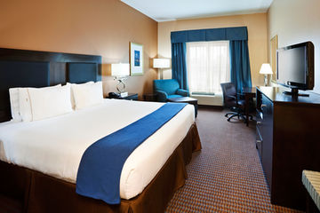 Holiday Inn Express & Suites Mt. Pleasant